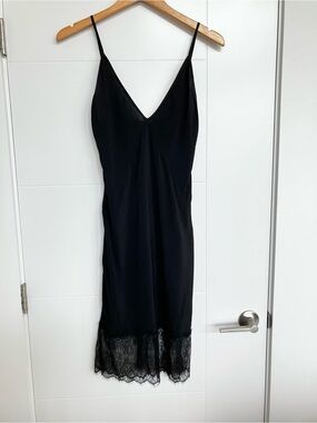 Aritzia Wilfred Slip Dress